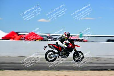 media/Mar-25-2024-Moto Forza (Mon) [[8d4319bd68]]/3-Intermediate Group/Session 4 (Front Straight Speed Pans)/